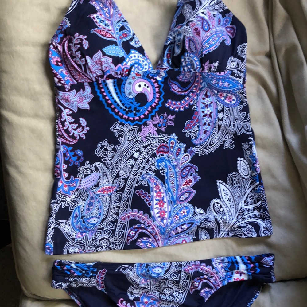 LN Tommy Bahama Tankini in Lg from Nordstrom
